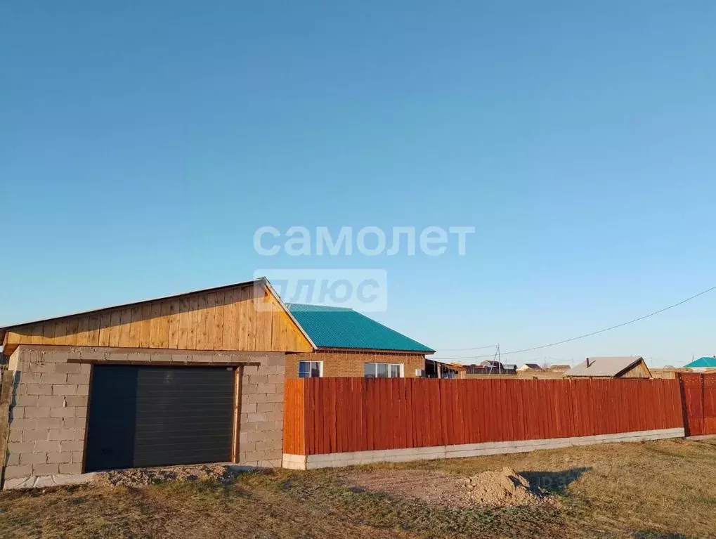 Дом в Иркутская область, Эхирит-Булагатский район, пос. Усть-Ордынский ... - Фото 2