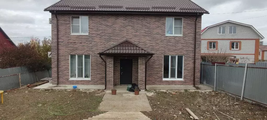 Дом в Волгоградская область, Волгоград ул. Семенова-Тян-Шанского, ... - Фото 1