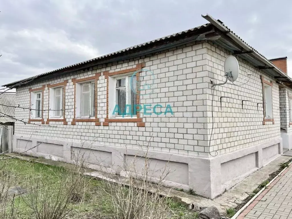 Дом в Белгородская область, Чернянский муниципальный округ, с. Окуни ... - Фото 1