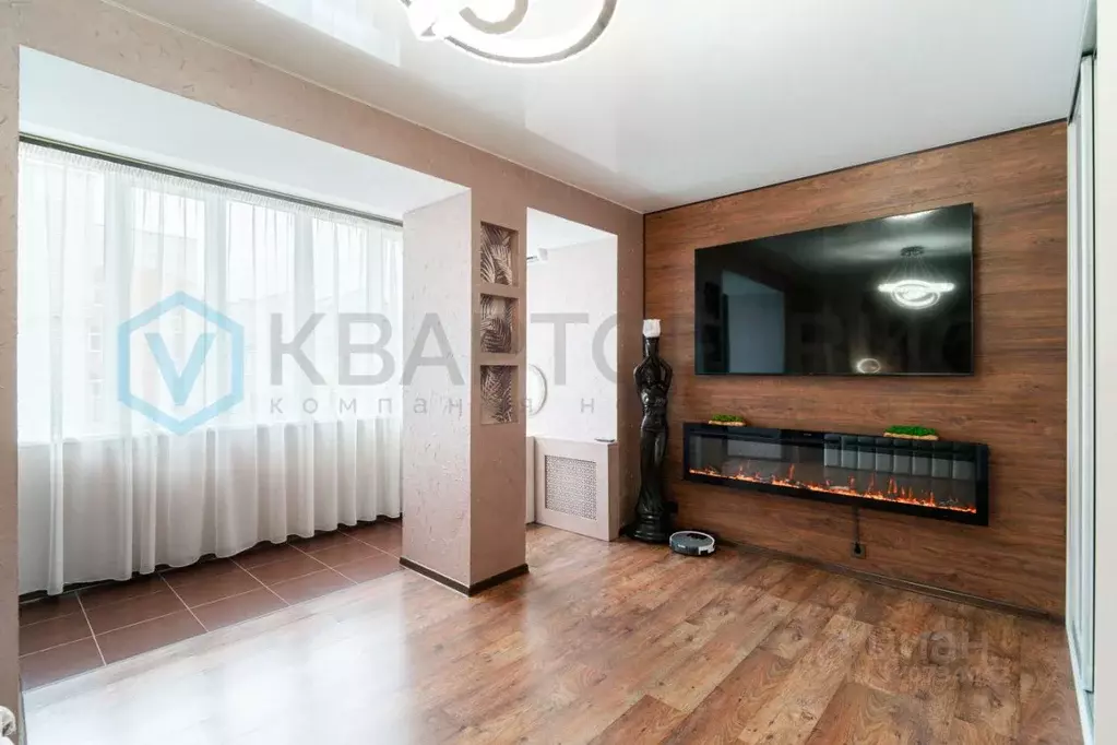 3-к кв. Омская область, Омск ул. Масленникова, 80 (90.0 м) - Фото 1