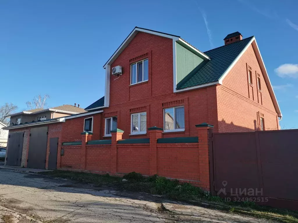 Коттедж в Ульяновская область, Ульяновск пер. 2-й Сергея Лазо, 13 (277 ... - Фото 1