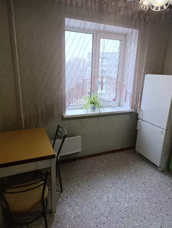 1-к кв. Самарская область, Тольятти 20-й кв-л, бул. Рябиновый, 15 ... - Фото 1
