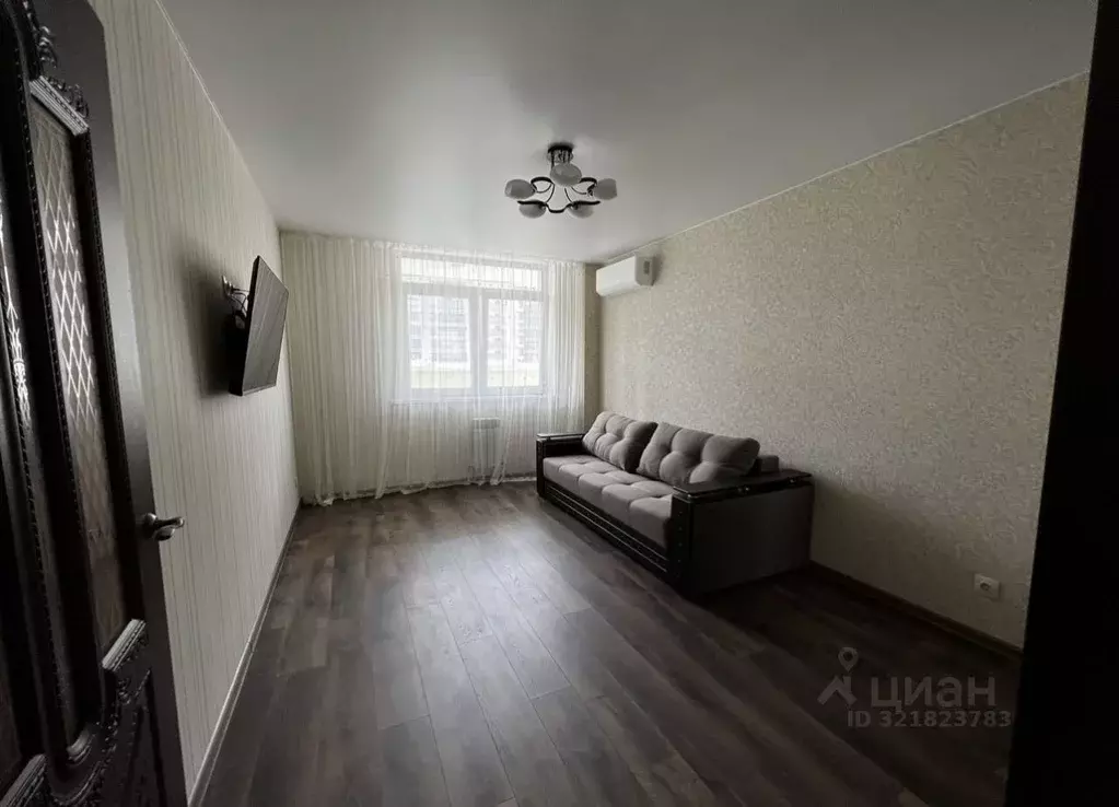 1-к кв. Ростовская область, Ростов-на-Дону ул. Оганова, 20с4 (37.0 м) - Фото 1