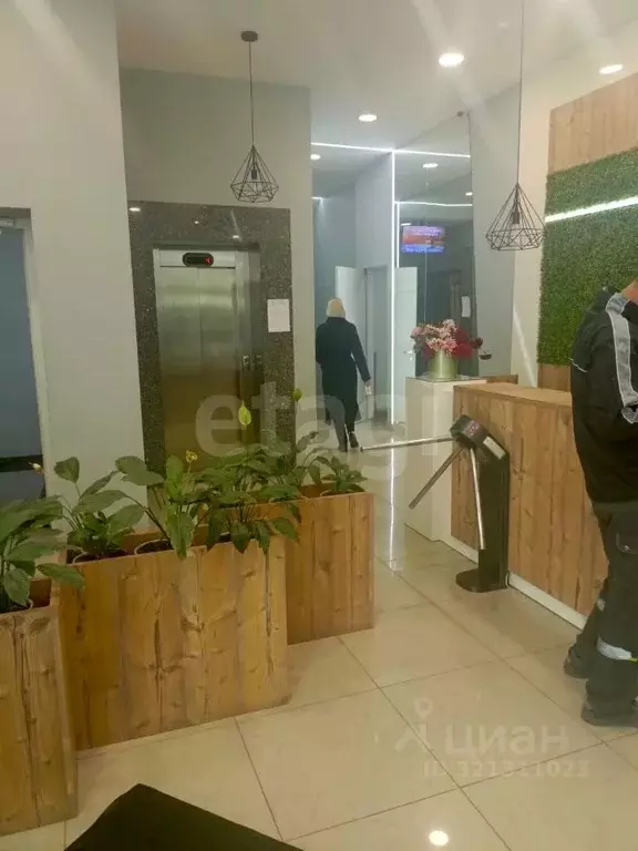 Офис в Тюменская область, Тюмень ул. Кирова, 40/38 (91 м) - Фото 0