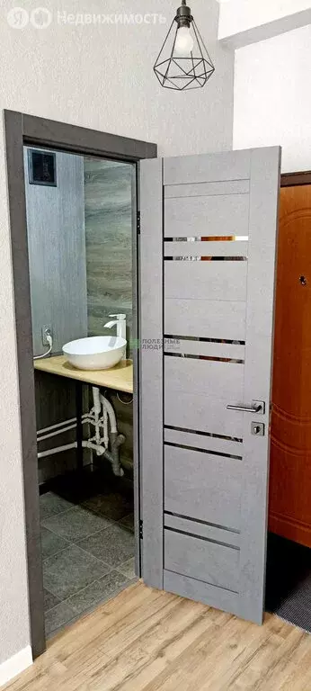 Квартира-студия: Ижевск, Удмуртская улица, 235 (19 м) - Фото 1