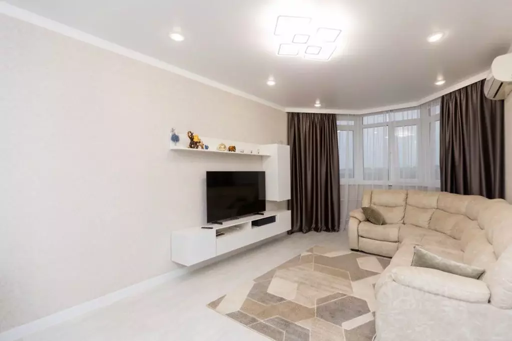 2-к кв. Оренбургская область, Оренбург ул. Маргелова, 5 (60.4 м) - Фото 1