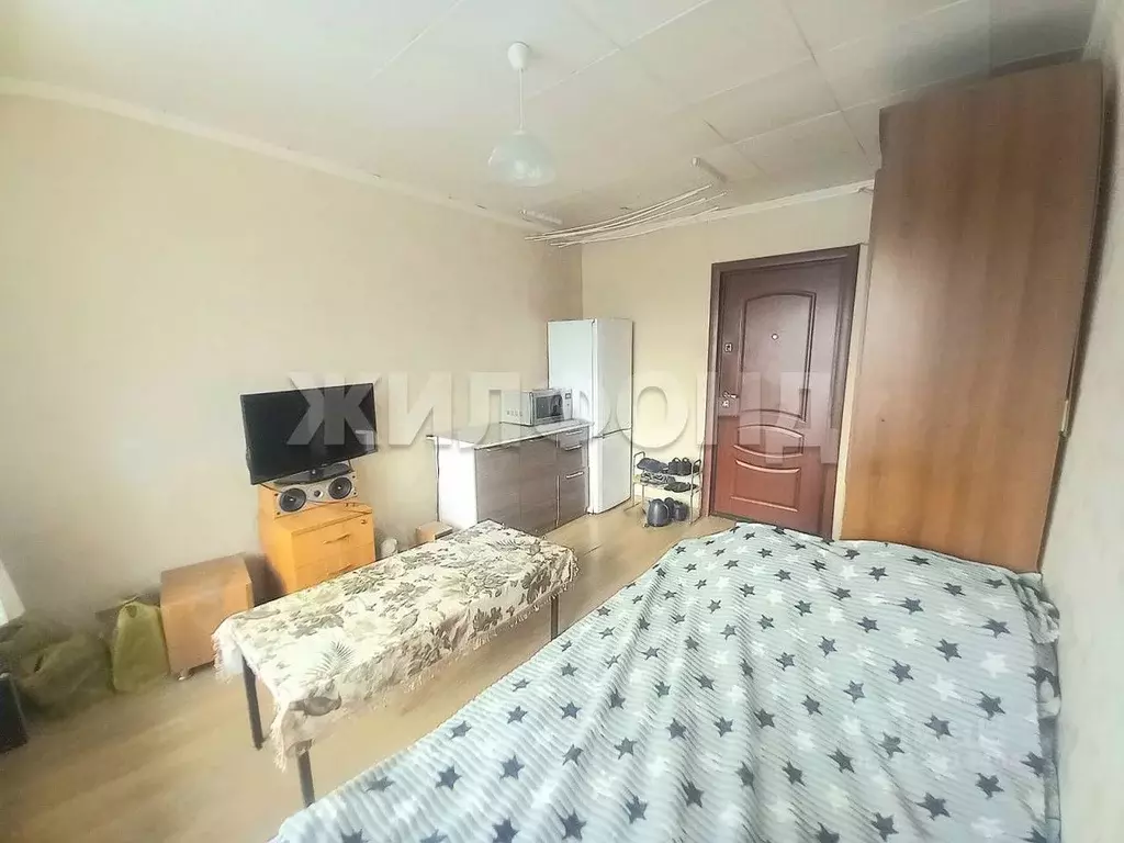 Комната Новосибирская область, Новосибирск ул. Аэропорт, 54 (12.9 м) - Фото 0