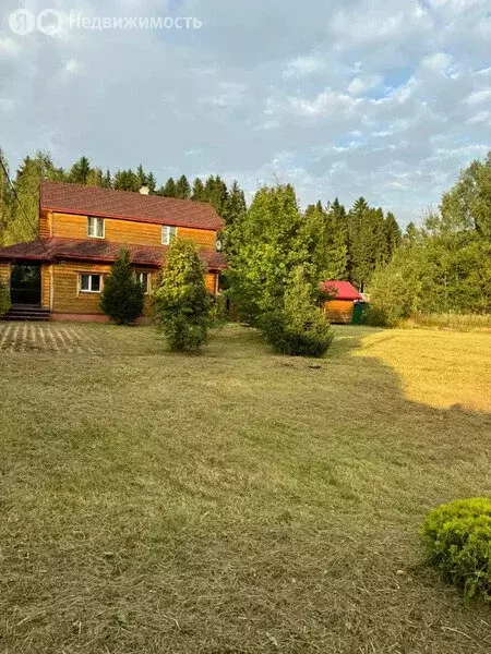 Дом в село Рождествено, улица Рылеева, 4 (100 м) - Фото 1