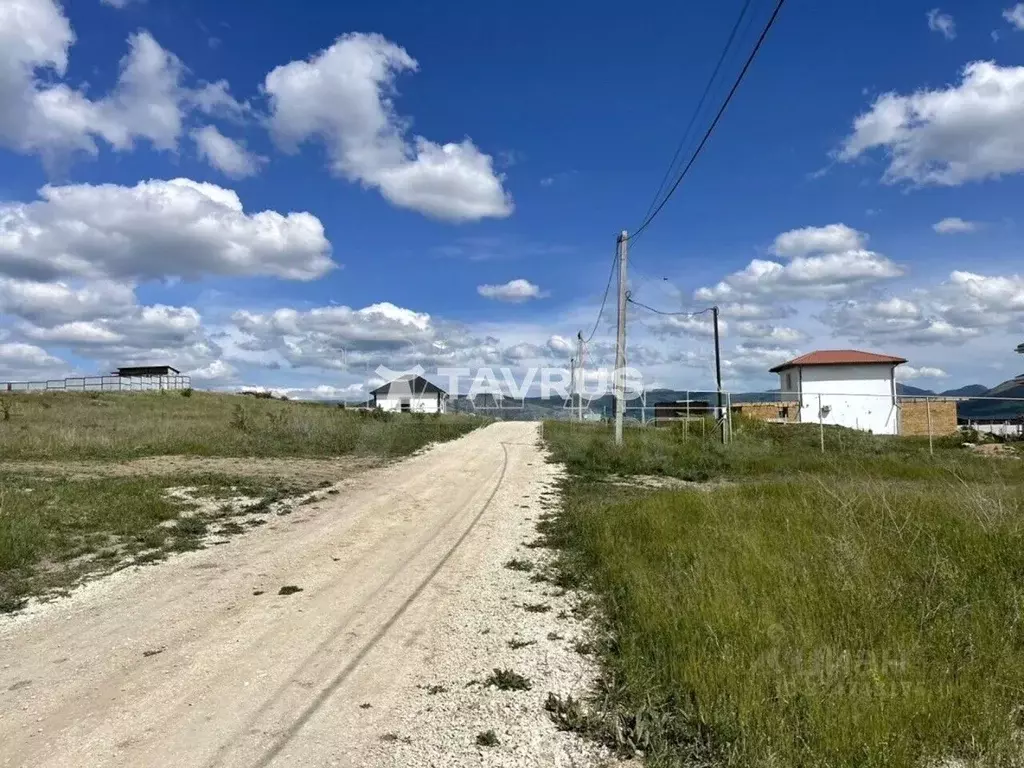 Участок в Крым, Симферопольский район, с. Доброе ул. Яшлык, 62 (10.0 ... - Фото 1