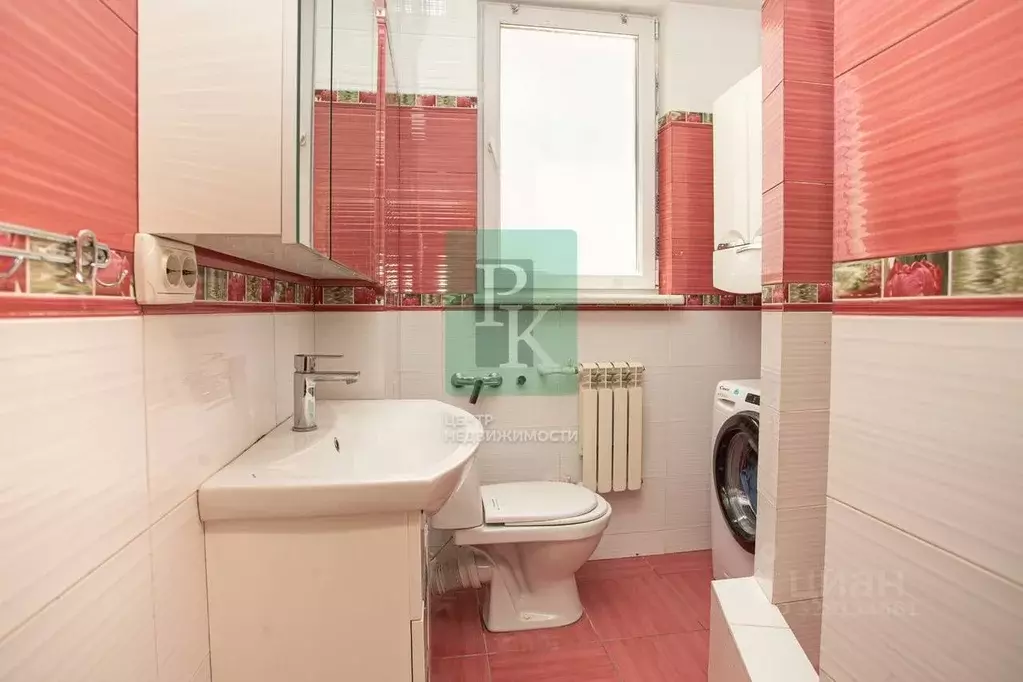 1-к кв. Севастополь просп. Октябрьской Революции, 48 (41.9 м) - Фото 2