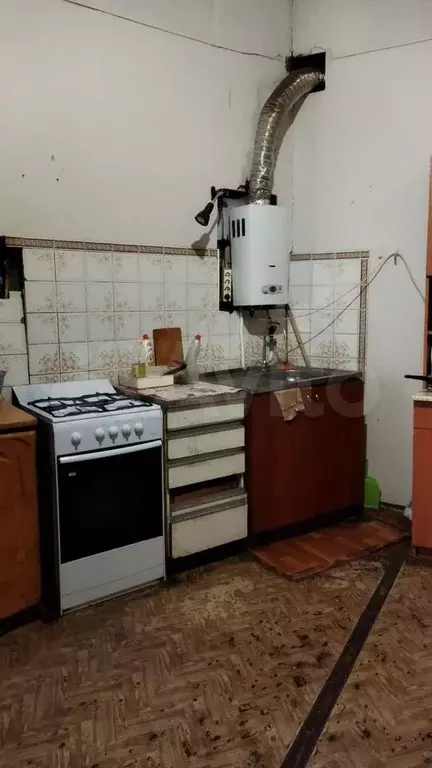 Комната 25 м в 4-к., 2/6 эт. - Фото 0