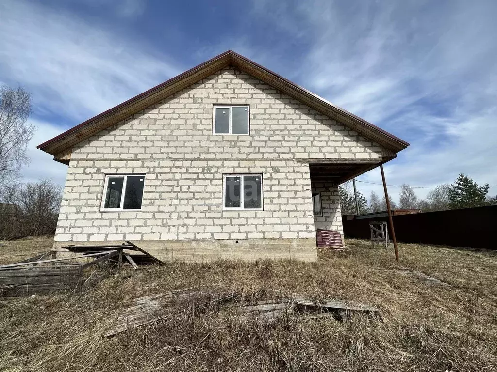 Дом в Новгородская область, Боровичский район, Егольское с/пос, д. ... - Фото 1