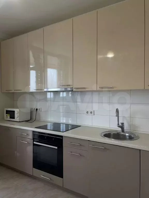 Комната 13,7 м в 2-к., 7/10 эт. - Фото 0