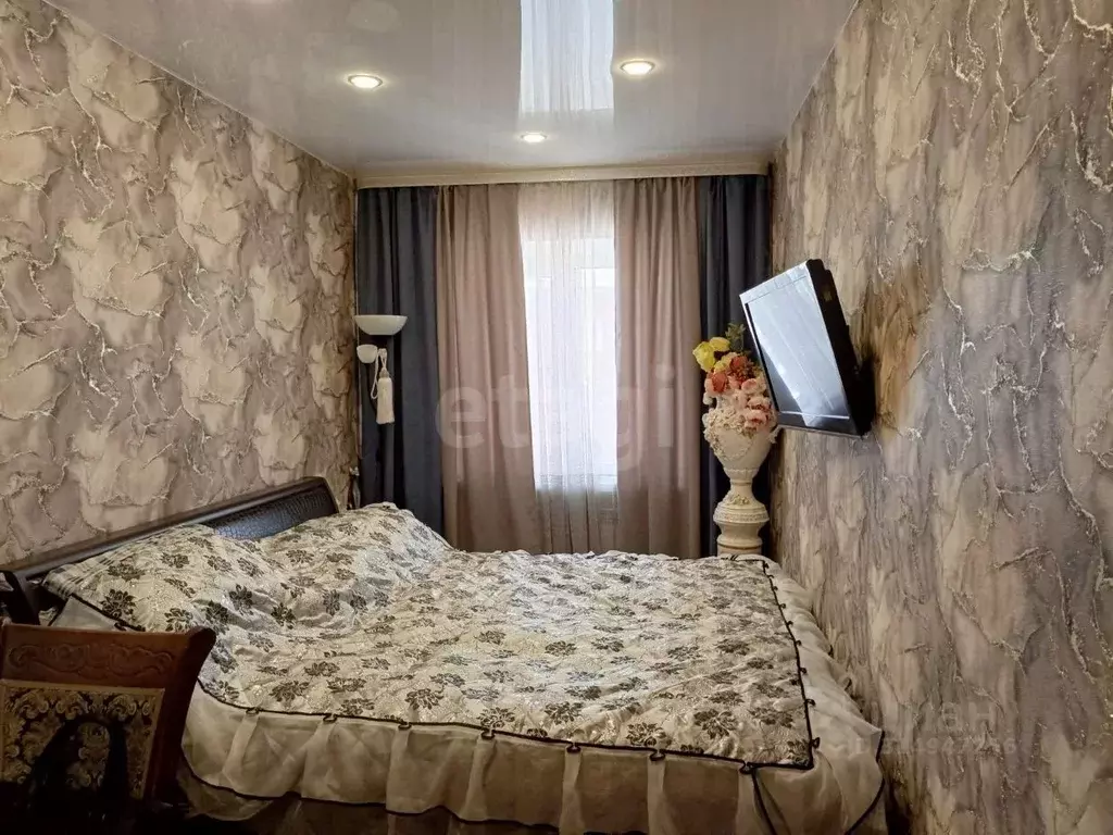 2-к кв. Омская область, Омск Учебная ул., 185 (43.0 м) - Фото 0