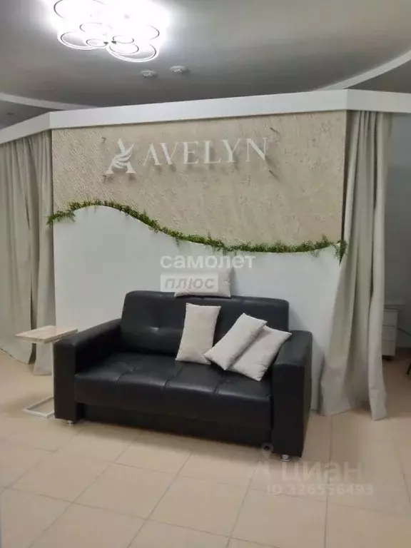 Помещение свободного назначения в Омская область, Омск ул. 70 лет ... - Фото 1