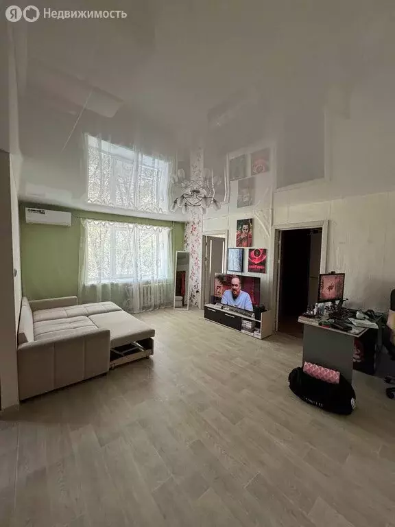 4-комнатная квартира: Уссурийск, улица Пушкина, 16А (60.6 м) - Фото 2