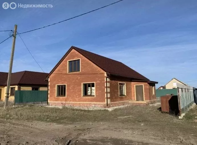 Дом в Ейск, улица Герцена (192 м) - Фото 1