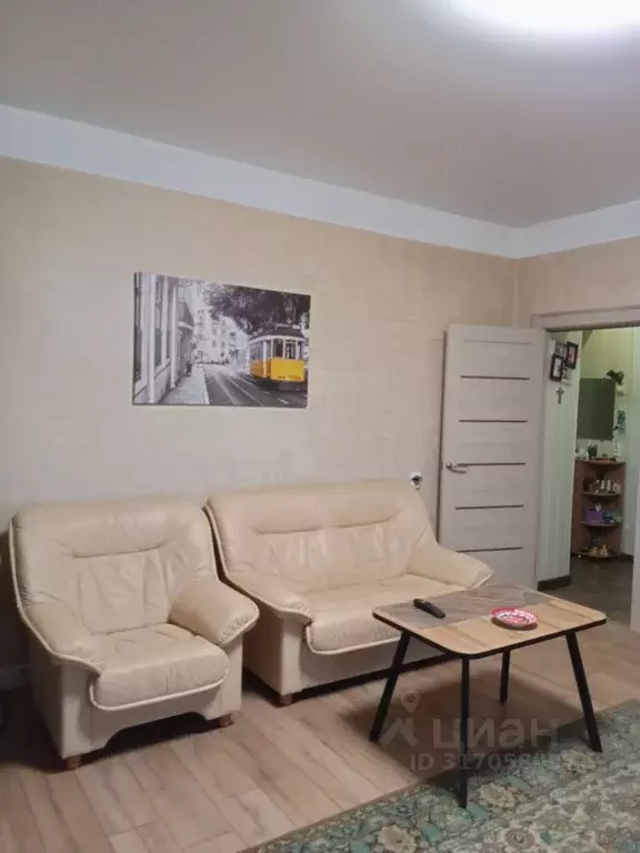 2-к кв. Карелия, Петрозаводск просп. Ленина, 13 (53.0 м) - Фото 0