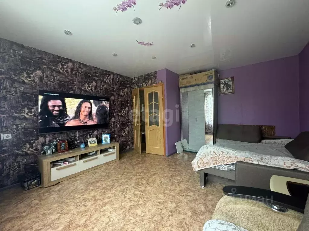 3-к кв. Амурская область, Белогорск Батарейная ул., 7 (63.8 м) - Фото 0