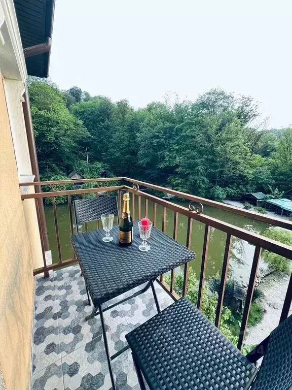 2-к кв. Краснодарский край, Сочи ул. Следопытов, 6 (52.0 м) - Фото 0
