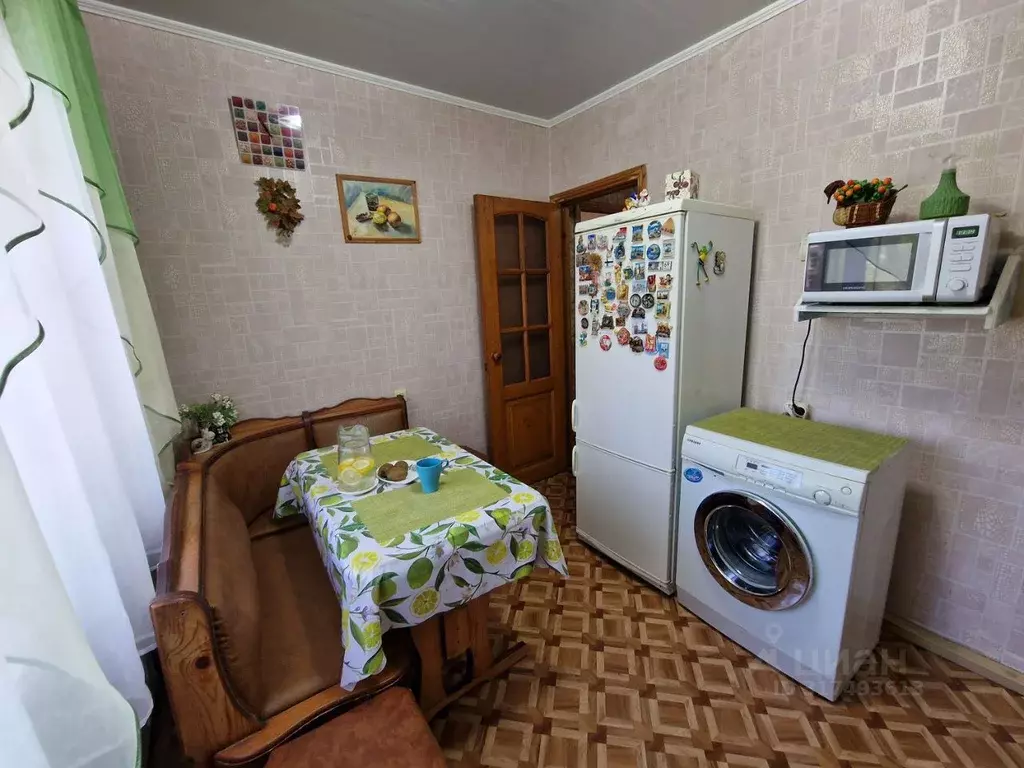 3-к кв. Владимирская область, Александров ул. Институтская, 10 (63.0 ... - Фото 0