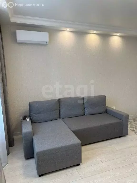 Квартира-студия: Тюмень, улица Мельникайте, 2к14 (23.8 м) - Фото 1