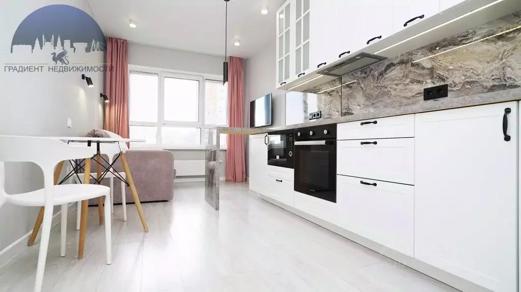 2-к кв. Татарстан, Казань ул. Рауиса Гареева, 105Б (51.0 м) - Фото 1