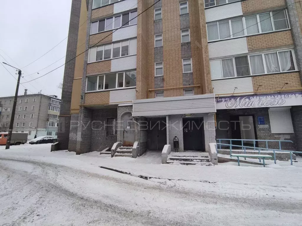 Помещение свободного назначения в Кировская область, Киров Октябрьский ... - Фото 1