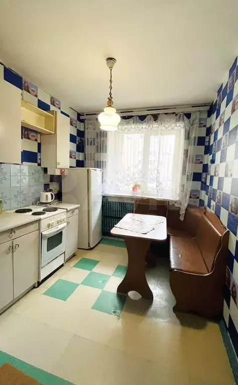 Комната 51 м в 2-к., 4/5 эт. - Фото 1