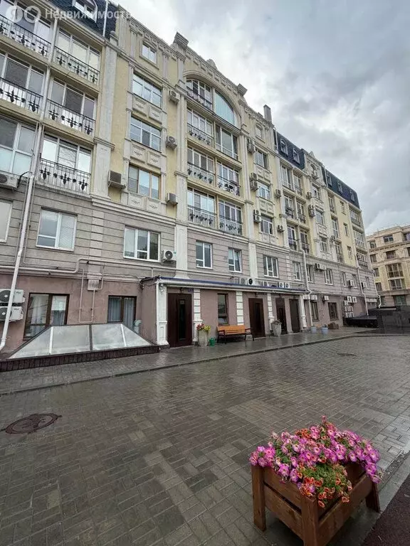 1-комнатная квартира: Казань, улица Дзержинского, 5 (62.3 м) - Фото 1