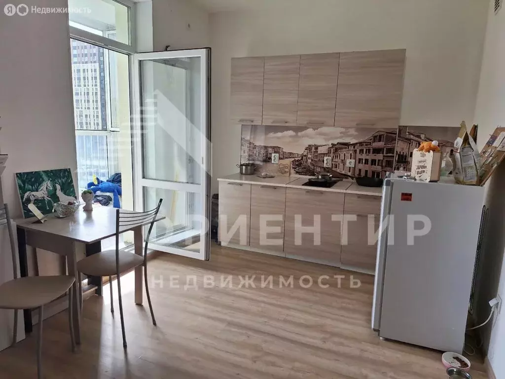 Квартира-студия: Екатеринбург, улица Академика Парина, 46 (28 м) - Фото 0