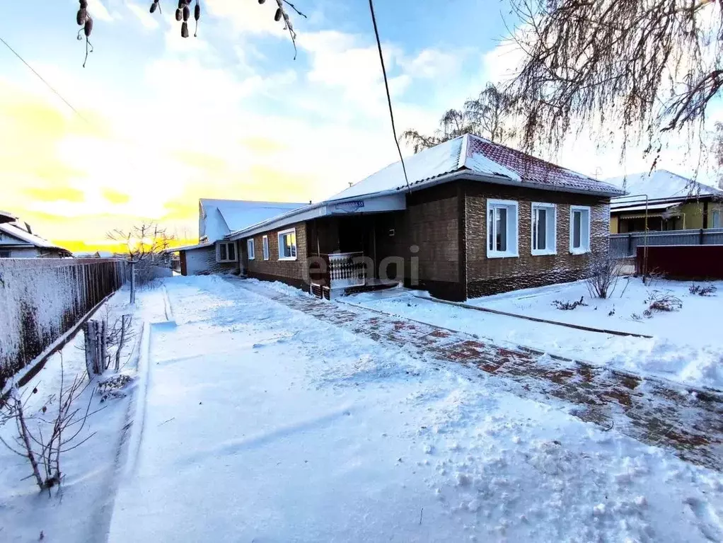 Дом в Омская область, Шербакуль рп ул. Свердлова (150 м) - Фото 1