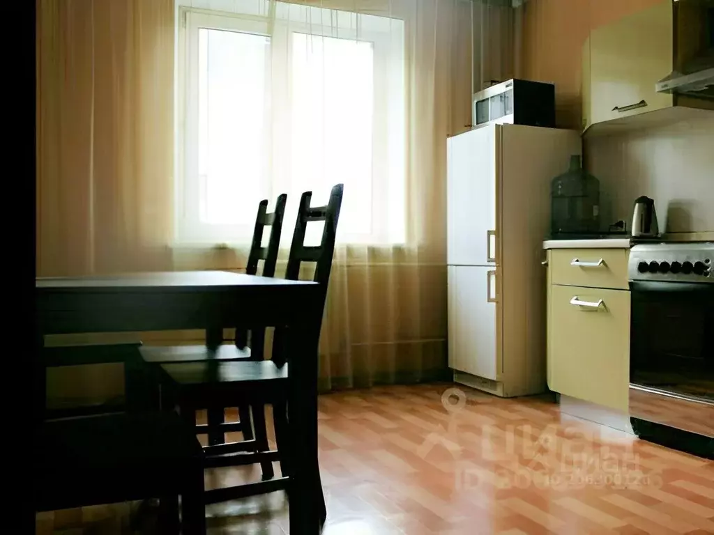 2-к кв. Тюменская область, Тюмень ул. Малыгина, 14 (65.0 м) - Фото 2