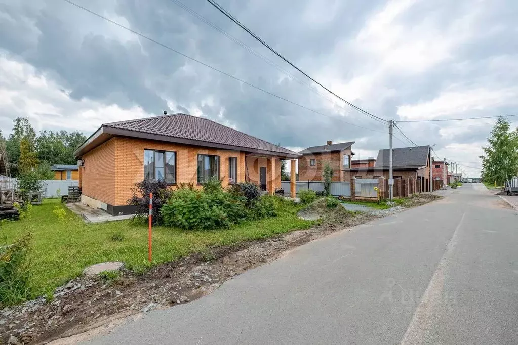 Дом в Новосибирская область, Новосибирский район, Каменский сельсовет, ... - Фото 1