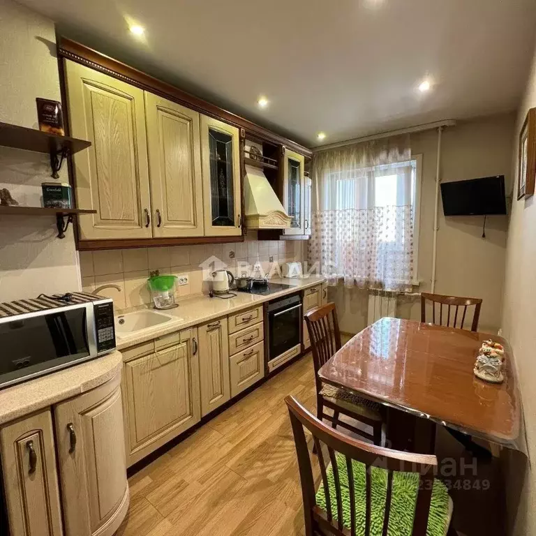 2-к кв. Бурятия, Улан-Удэ просп. Строителей, 66 (50.0 м) - Фото 0