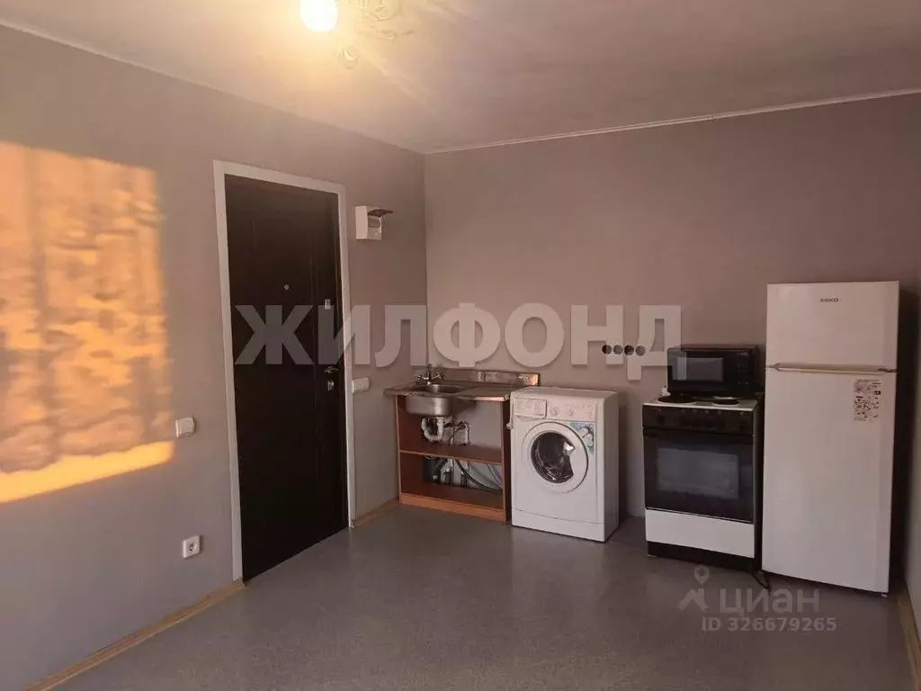 Комната Алтайский край, Барнаул ул. Юрина, 190 (16.5 м) - Фото 1