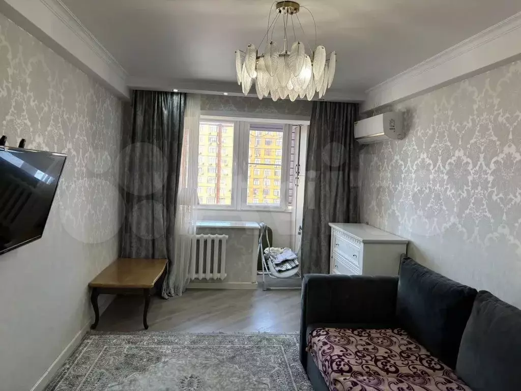 2-к. квартира, 58 м, 8/9 эт. - Фото 1