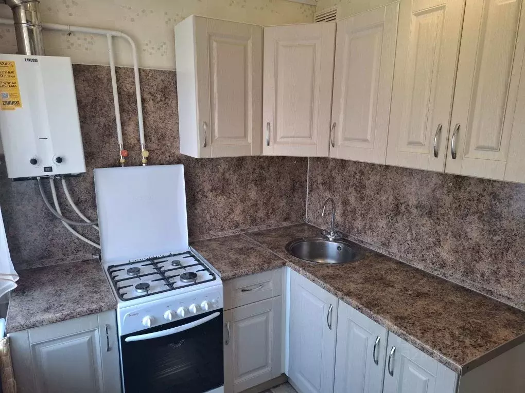 2-к кв. Москва Кокошкино дп, ул. Школьная, 9 (47.0 м) - Фото 1