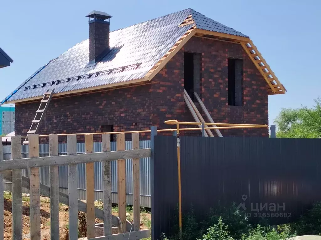 Коттедж в Оренбургская область, Орск пер. 3-й Андреева (110 м) - Фото 0