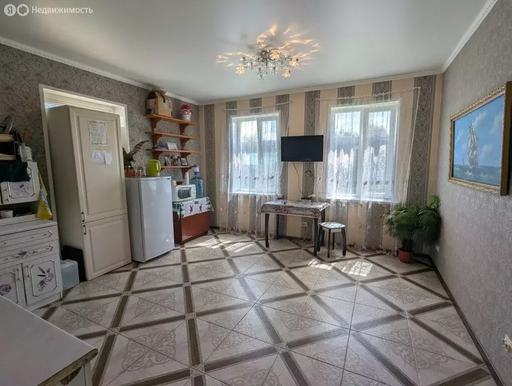 Дом в село Фатнево, Центральная улица (134.3 м) - Фото 1