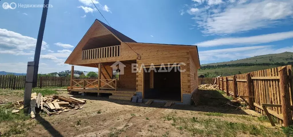 Дом в Тарбагатайский район, сельское поселение Саянтуйское, село ... - Фото 0
