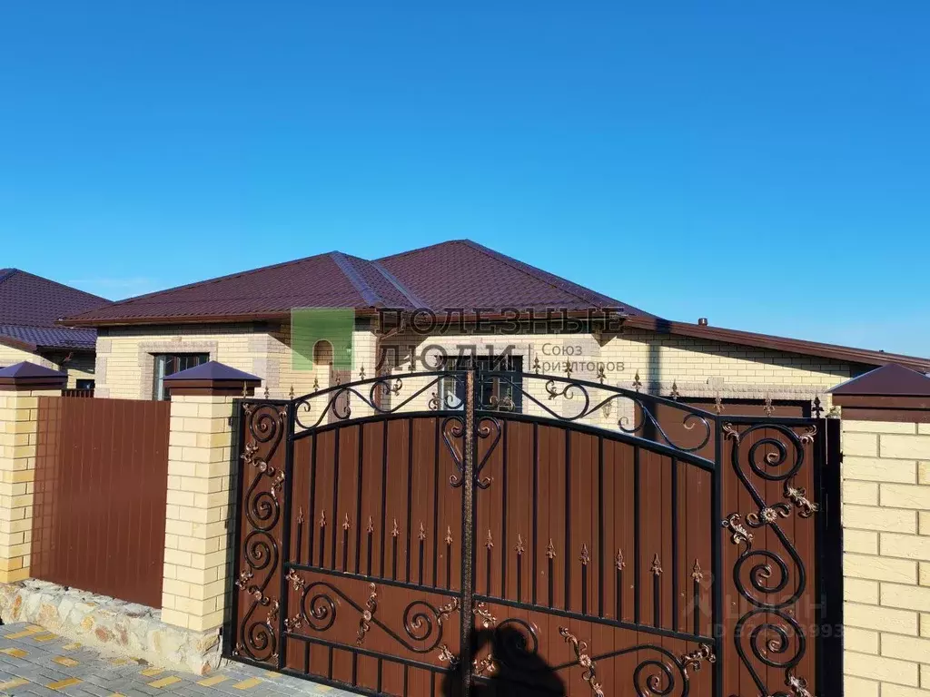 Дом в Белгородская область, Белгородский район, Дубовское с/пос, с. ... - Фото 1