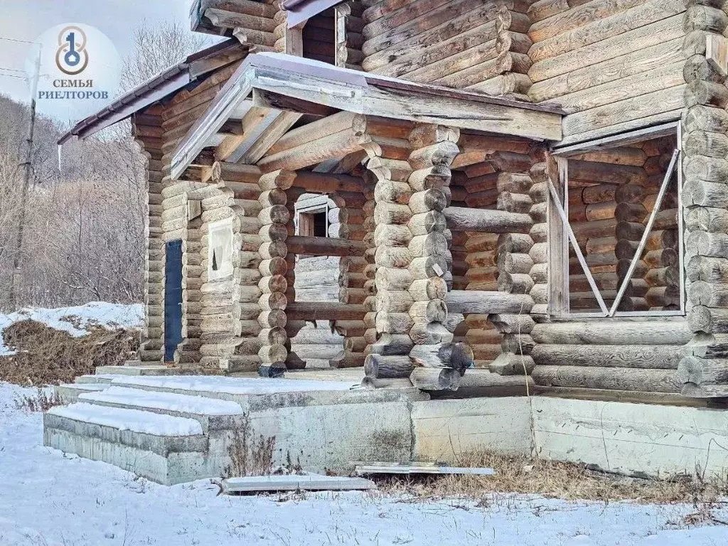 Дом в Приморский край, Партизанский муниципальный округ, с. Голубовка  ... - Фото 0