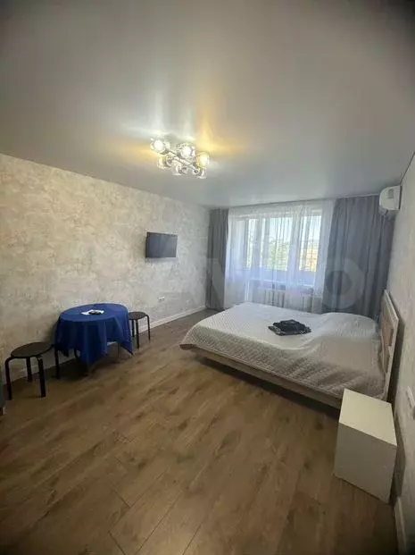 Комната 33м в 1-к., 4/5эт. - Фото 0