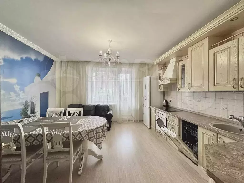 3-к. квартира, 120 м, 4/9 эт. - Фото 1