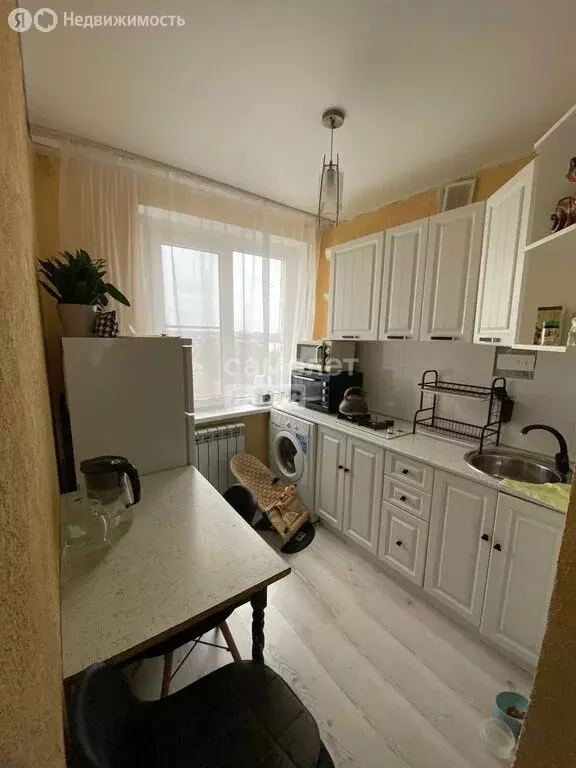 1-комнатная квартира: Астрахань, микрорайон имени Бабаевского, улица ... - Фото 1