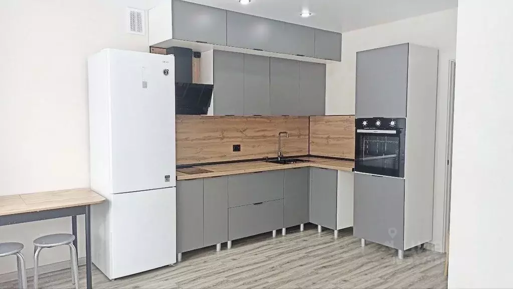 2-к кв. Татарстан, с. Высокая Гора ул. Вторая Ударная, 4 (54.0 м) - Фото 1