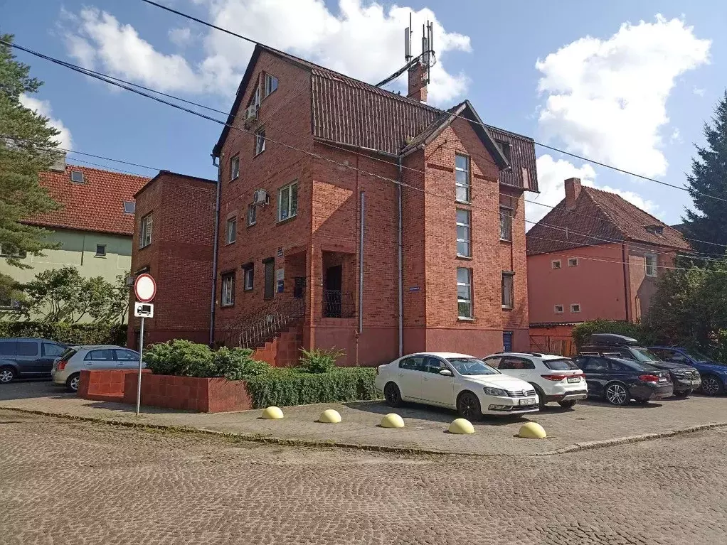 Офис в Калининградская область, Калининград ул. Лени Голикова, 22 (70 ... - Фото 1