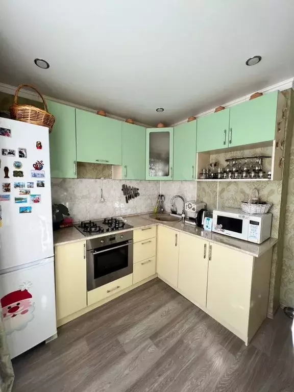 1-к. квартира, 38 м, 1/9 эт. - Фото 0