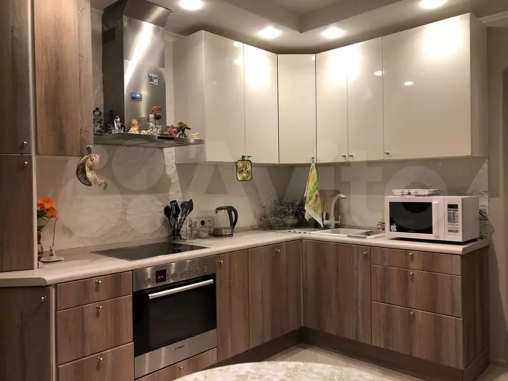 2-к. квартира, 60 м, 11/17 эт. - Фото 1